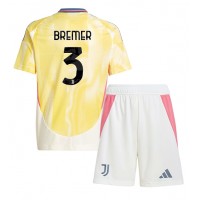 Camiseta Juventus Gleison Bremer #3 Segunda Equipación Replica 2024-25 para niños mangas cortas (+ Pantalones cortos)